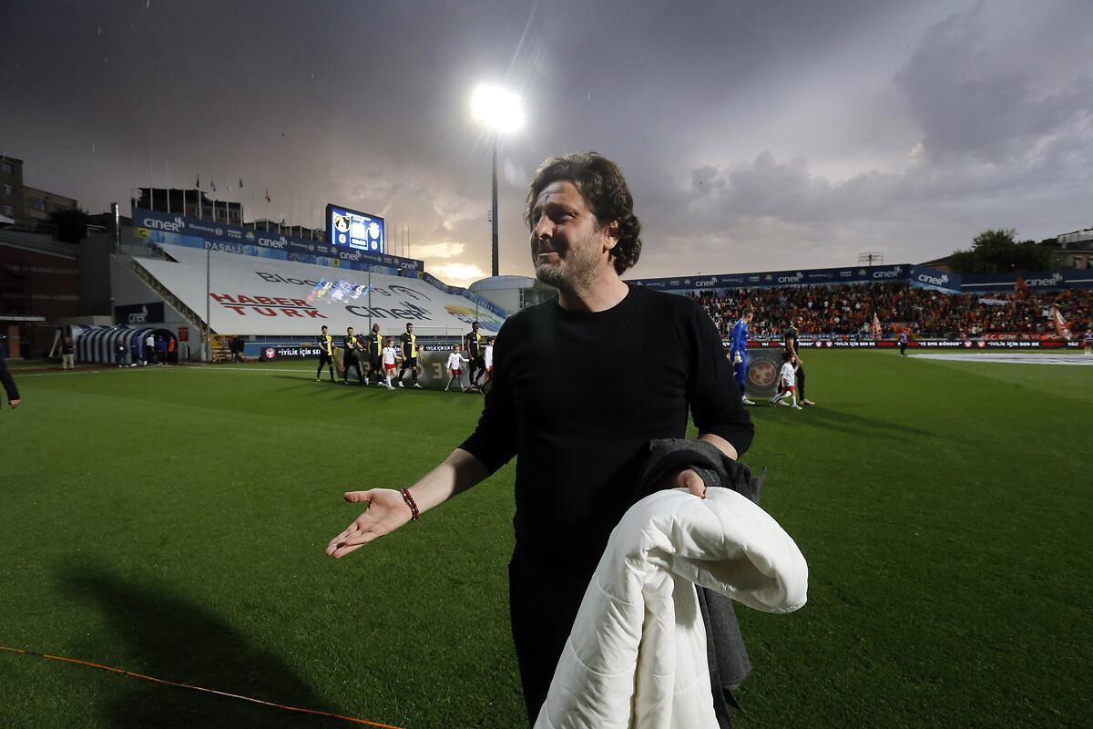 Süper Lig 2023-2024 sezonunda görevi bırakan teknik direktörler