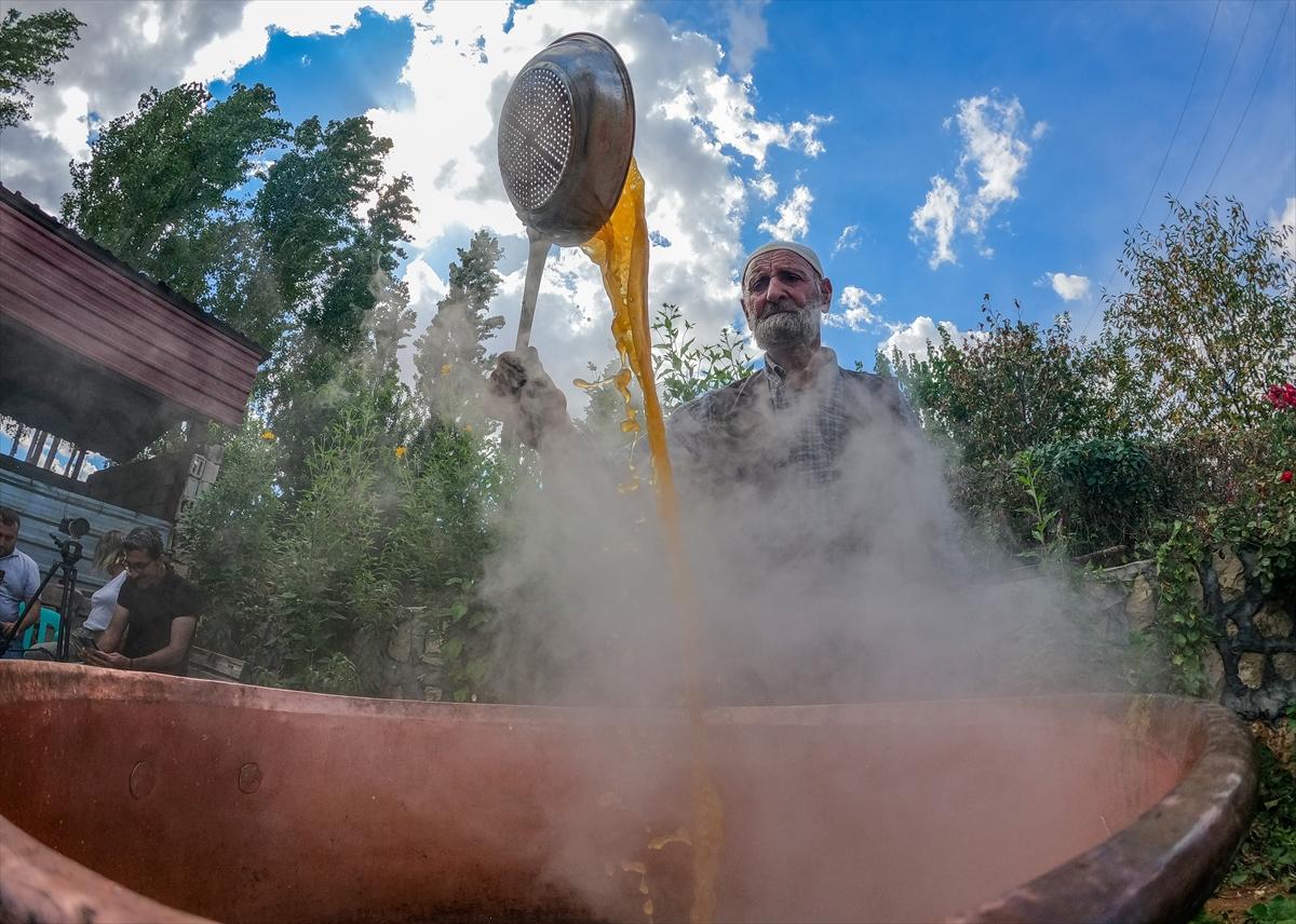 Diyarbakır'da bağ bozumu zamanı