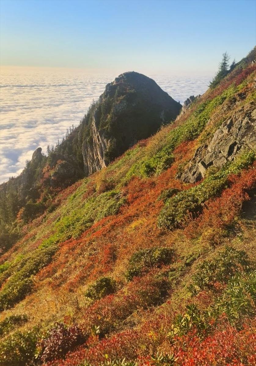 Kaçkar Dağları'nda iki mevsim bir arada