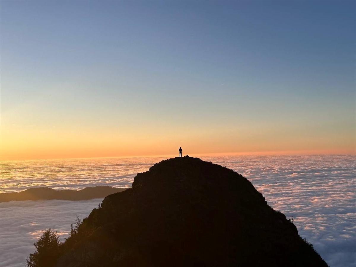 Kaçkar Dağları'nda iki mevsim bir arada