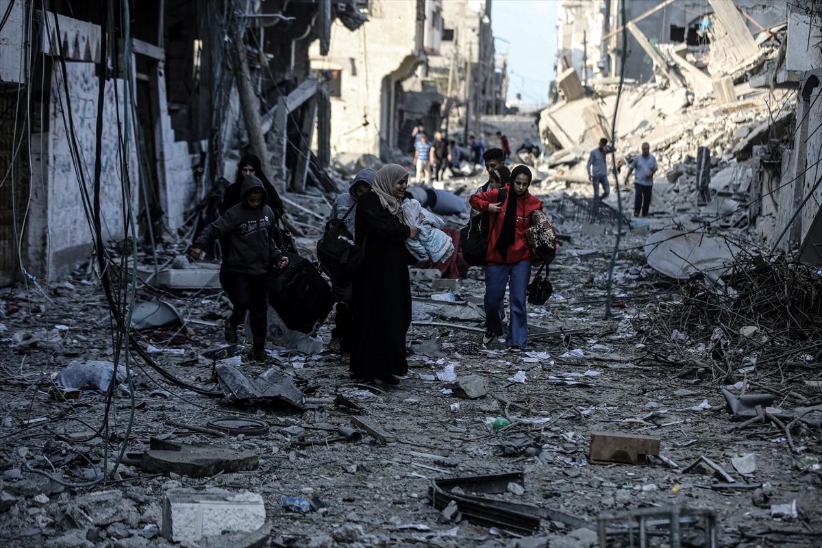 Bombardıman altındaki Gazze'de 10. gün