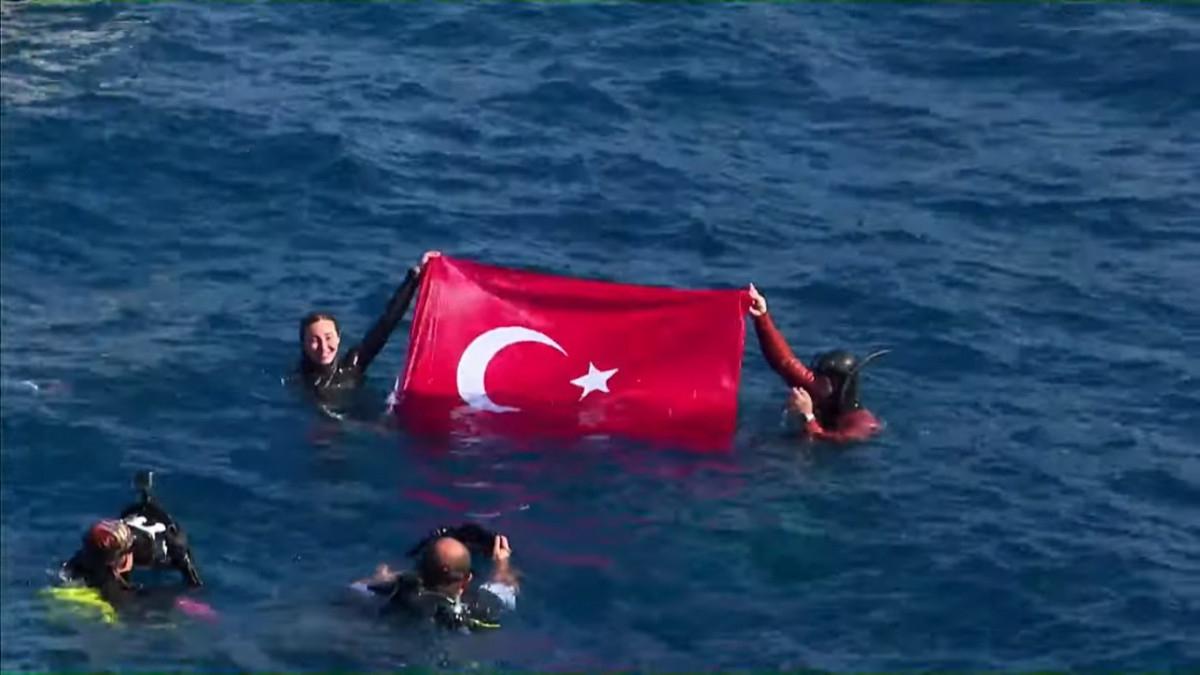 Şahika Ercümen'den Hatay'da dünya rekoru