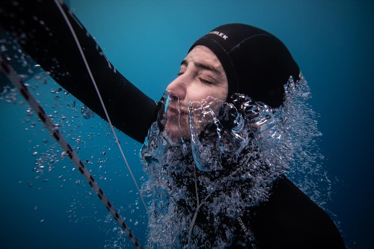 Şahika Ercümen'den Hatay'da dünya rekoru