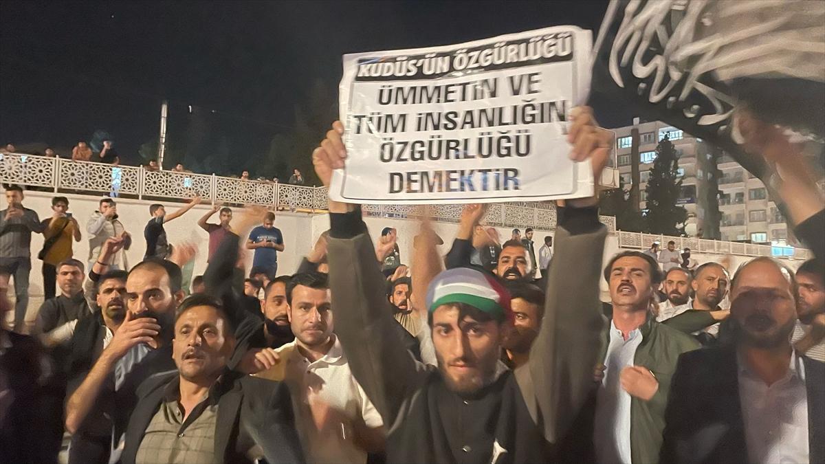 Yurt genelinde İsrail'in hastane saldırısı protesto edildi