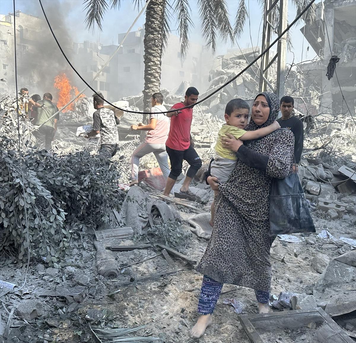 Gazze saldırılarında 12'nci gün: Acının kareleri