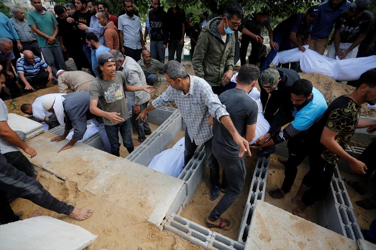 Gazze saldırılarında 12'nci gün: Acının kareleri