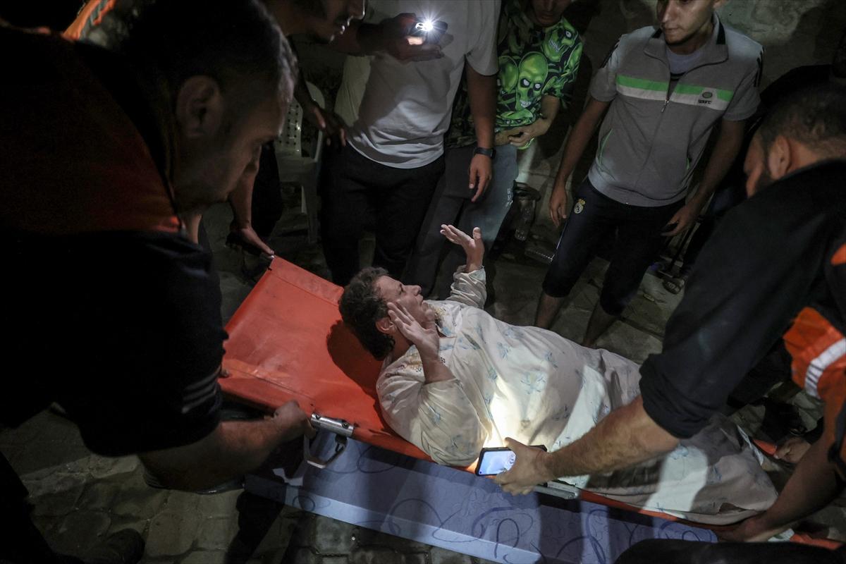 İsrail ordusunun vurduğu kilisede saldırının izleri