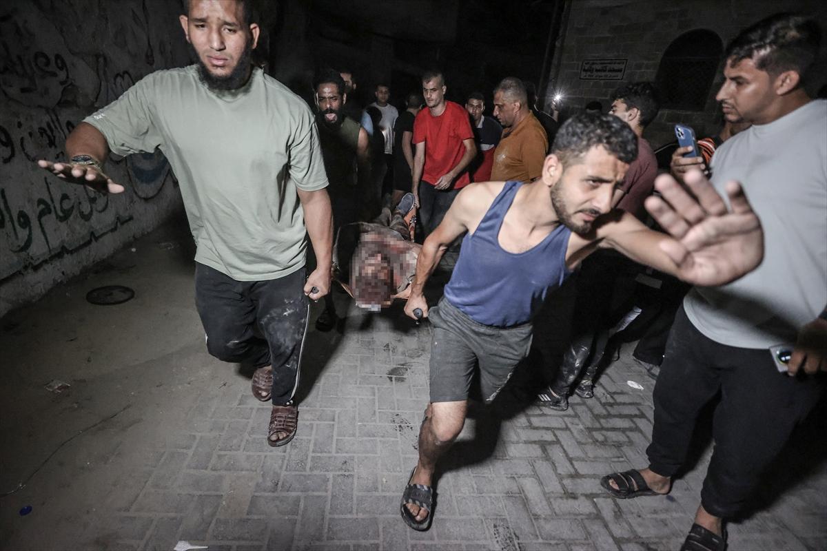 İsrail ordusunun vurduğu kilisede saldırının izleri