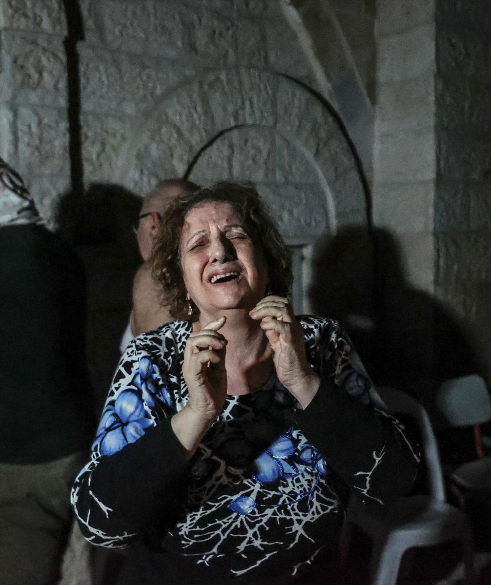 İsrail ordusunun vurduğu kilisede saldırının izleri