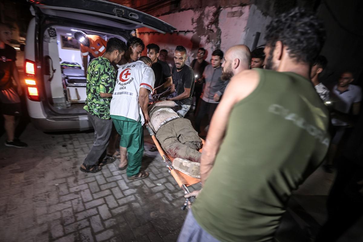 İsrail ordusunun vurduğu kilisede saldırının izleri