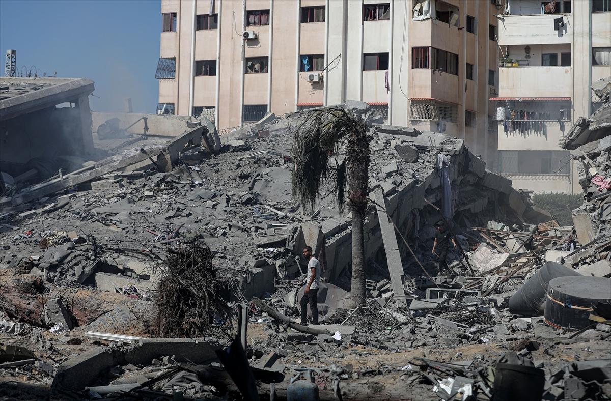 Gazze'de yıkımın kareleri: Binaların yüzde 30'u yıkıldı