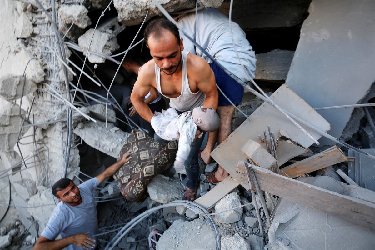 İsrail-Filistin savaşında 15'inci gün! Saldırı sonrası Gazze'den acı kareler...