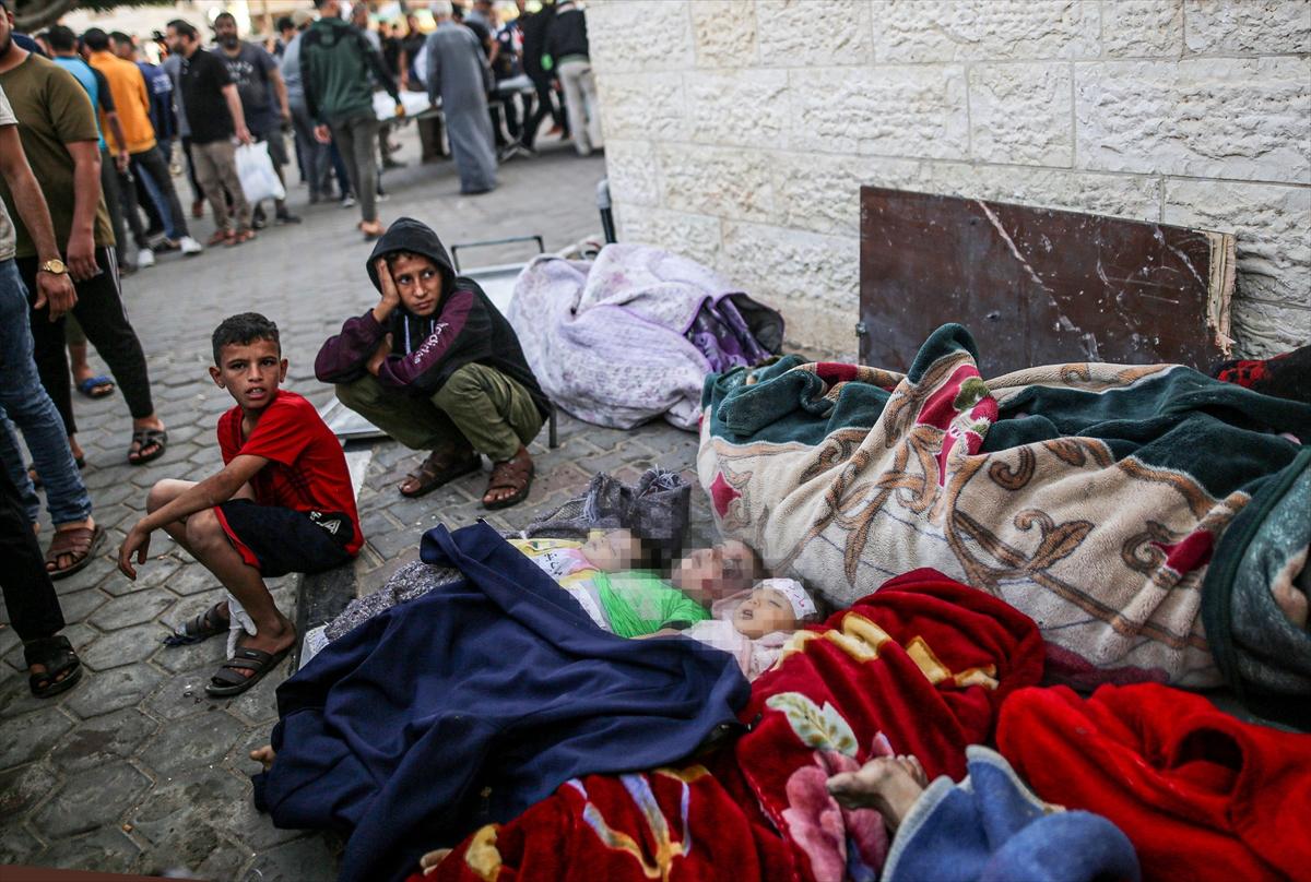 Abluka altındaki Gazze'de 16'ncı gün...