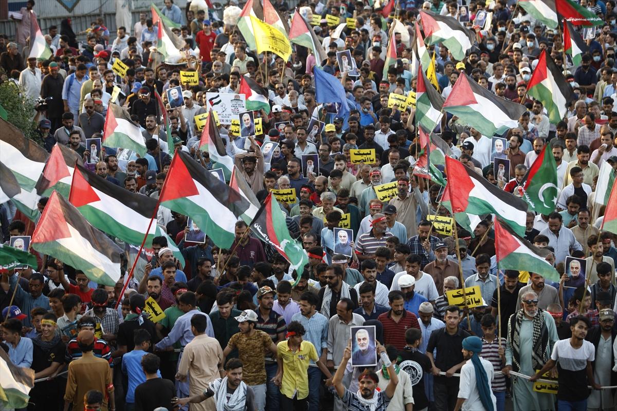 Dünyanın dört bir yanından Filistin'e destek gösterisi