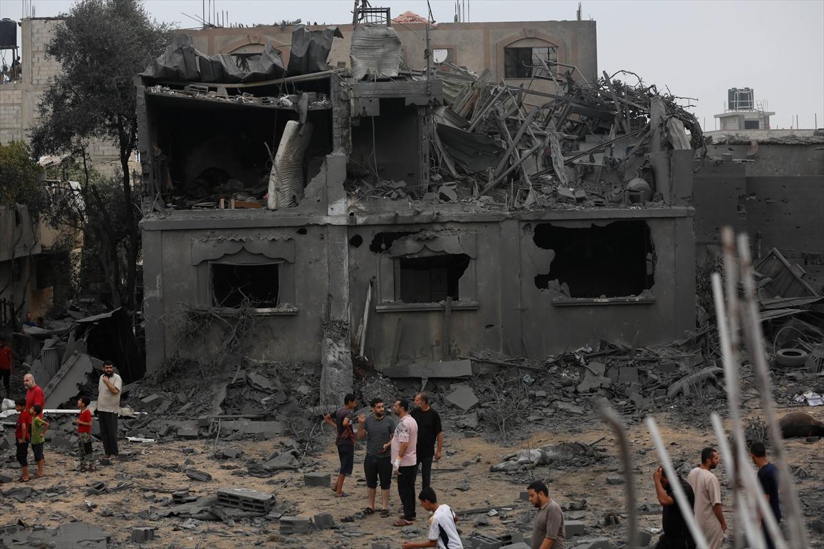 Gazze 23 gündür saldırı altında