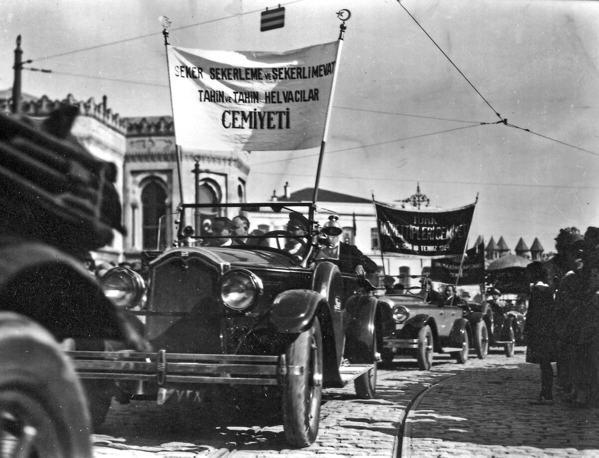 Türkiye Cumhuriyet'i 100 yaşında! Tarihi geçmişi...