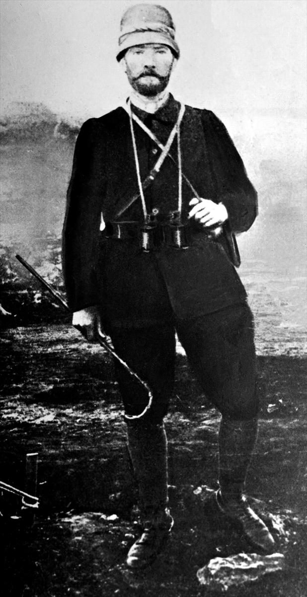 100 fotoğraf ile Mustafa Kemal Atatürk