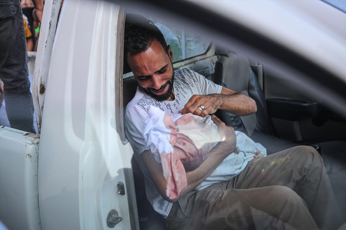 İsrail'in Gazze zulmü 28. gününde! Yağan bombalar yine çocukları hedef aldı