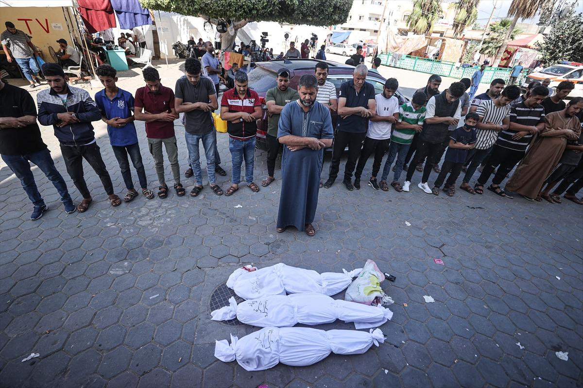 İsrail'in Gazze zulmü 28. gününde! Yağan bombalar yine çocukları hedef aldı