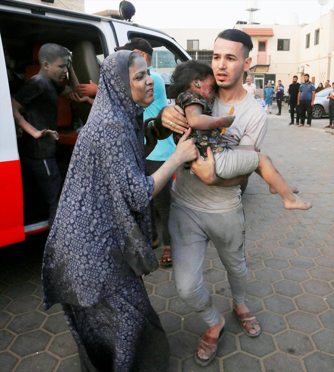 İsrail'in Gazze zulmü 28. gününde! Yağan bombalar yine çocukları hedef aldı