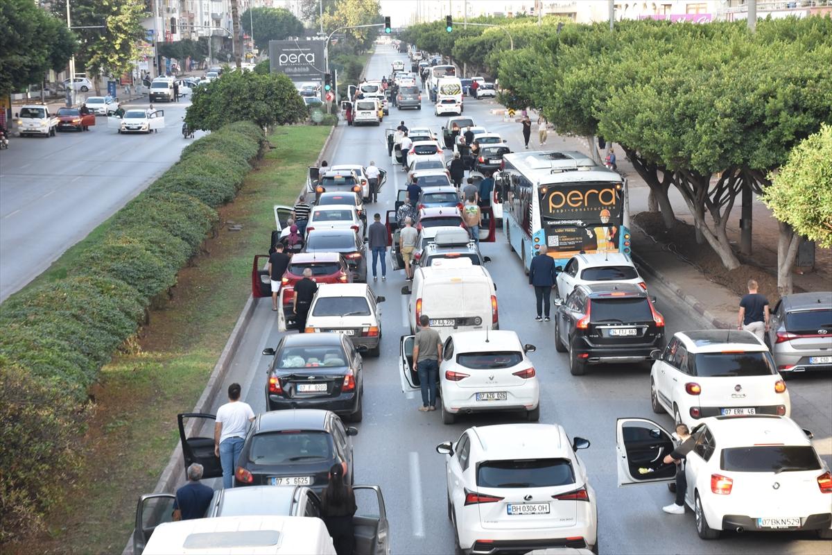 Yurttan saat 9'u 5 geçe manzaraları...