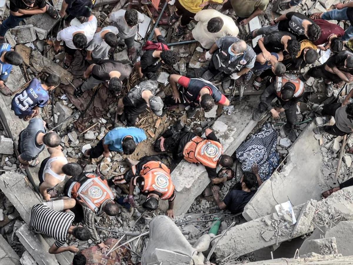 İsrail durmuyor! Gazze'de 37 gündür evlatların ve ailelerin gözleri yaşlı