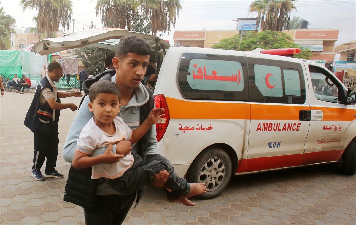 İsrail durmuyor! Gazze'de 37 gündür evlatların ve ailelerin gözleri yaşlı