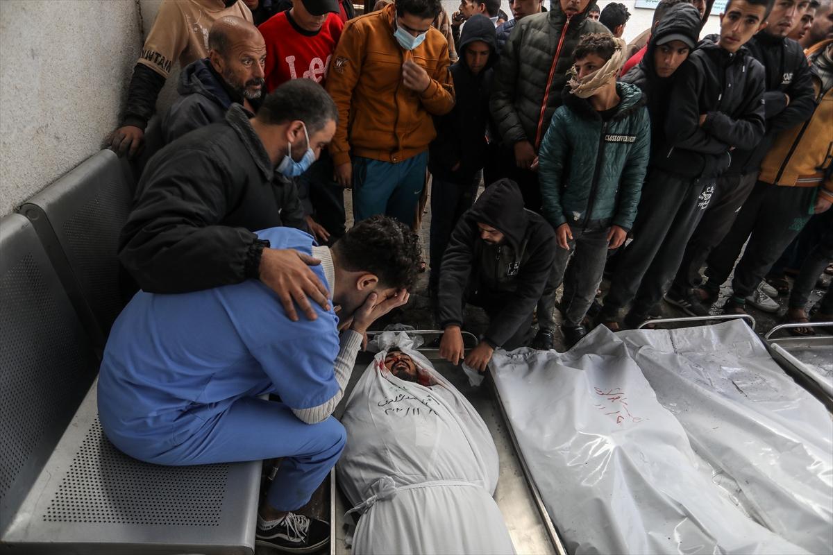 Gazze enkaz altında! İsrail, 45 gündür bombardımana tutuyor