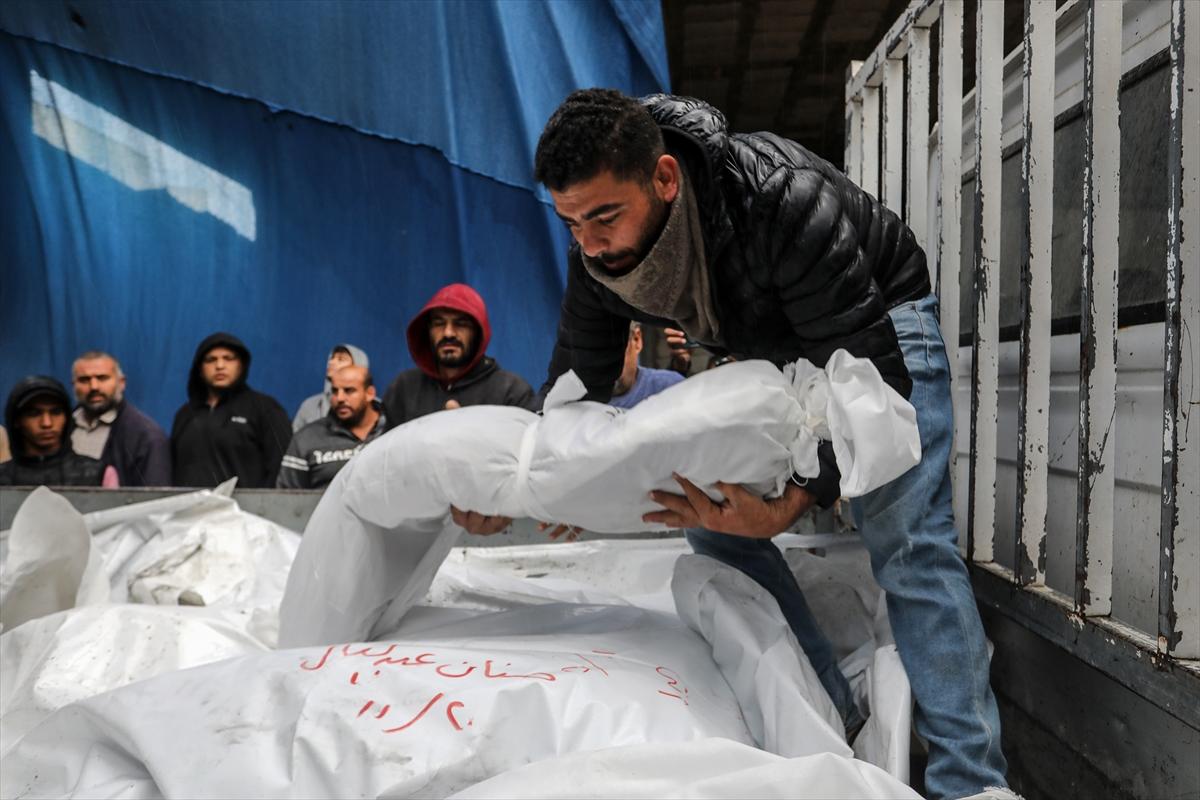 Gazze enkaz altında! İsrail, 45 gündür bombardımana tutuyor