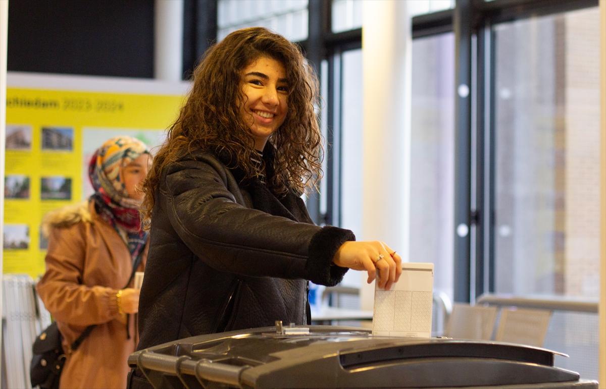Hollanda sandık başında