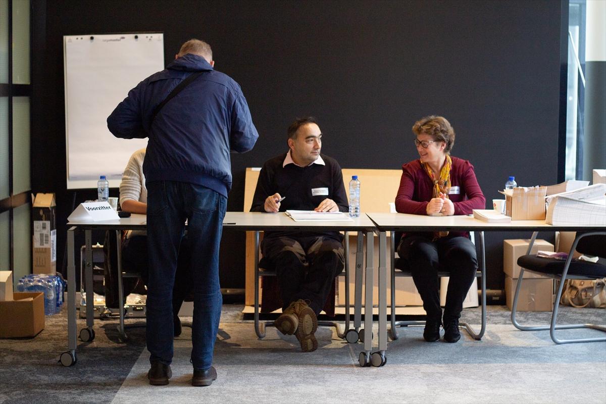 Hollanda sandık başında