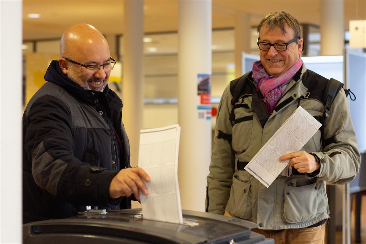 Hollanda sandık başında