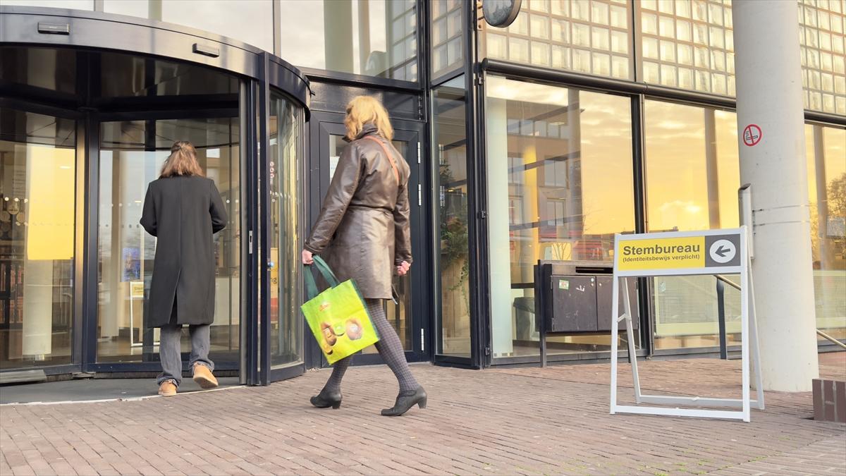 Hollanda sandık başında