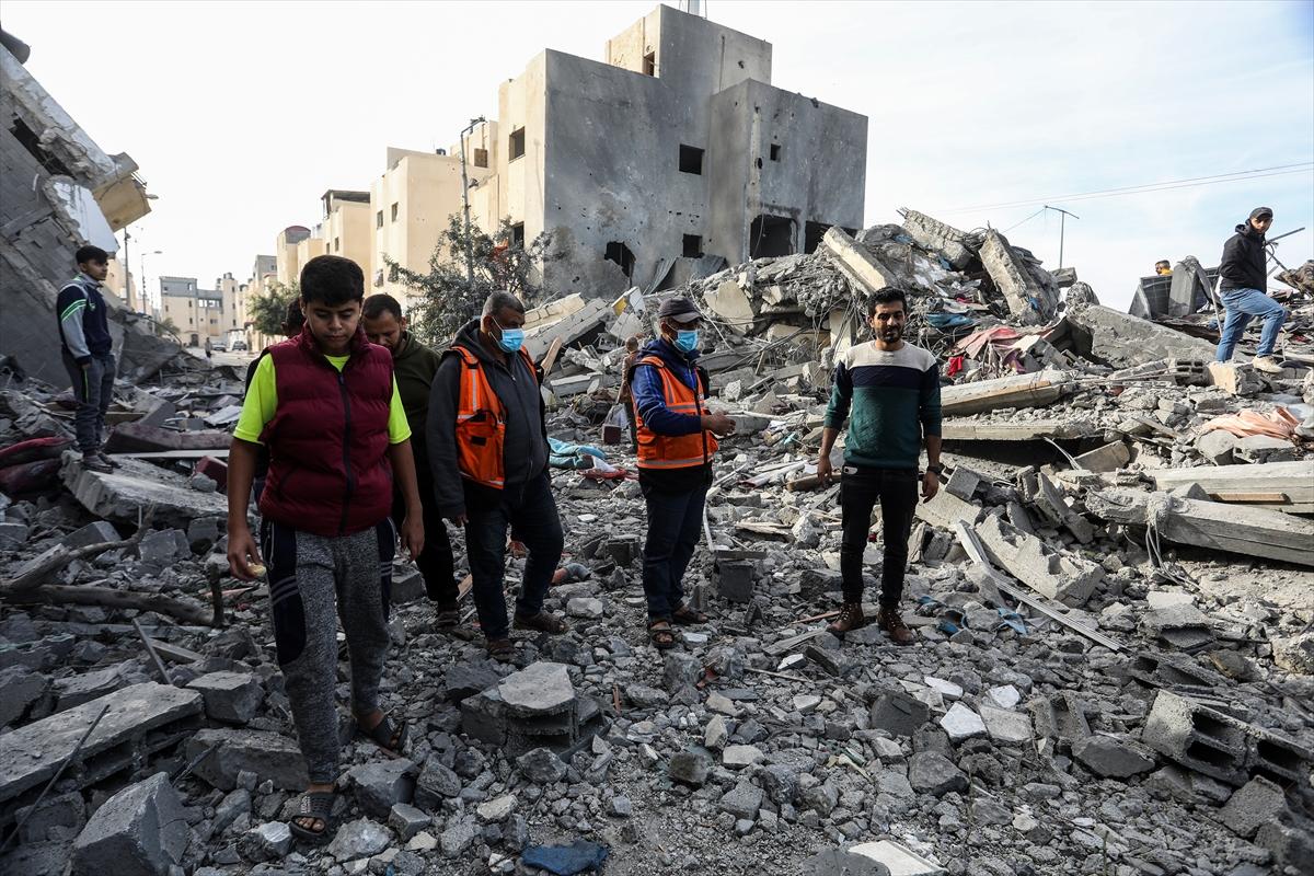 İsrail ateşkes dinlemiyor! Savaşın 47'nci gününde Gazze'yi bombardımana tuttu