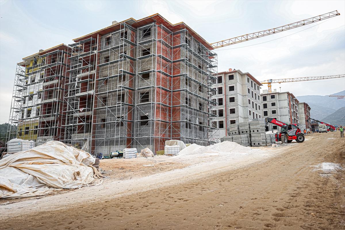 Depremin vurduğu Hatay'da afet konutlarında sona gelindi