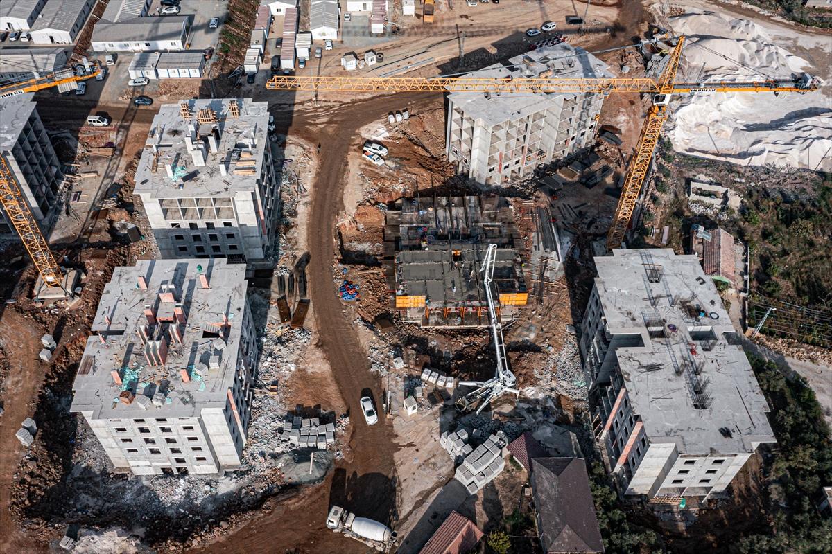 Depremin vurduğu Hatay'da afet konutlarında sona gelindi