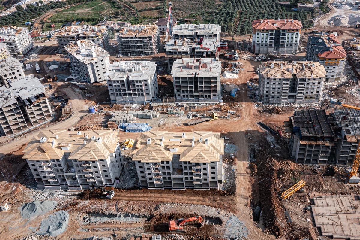 Depremin vurduğu Hatay'da afet konutlarında sona gelindi