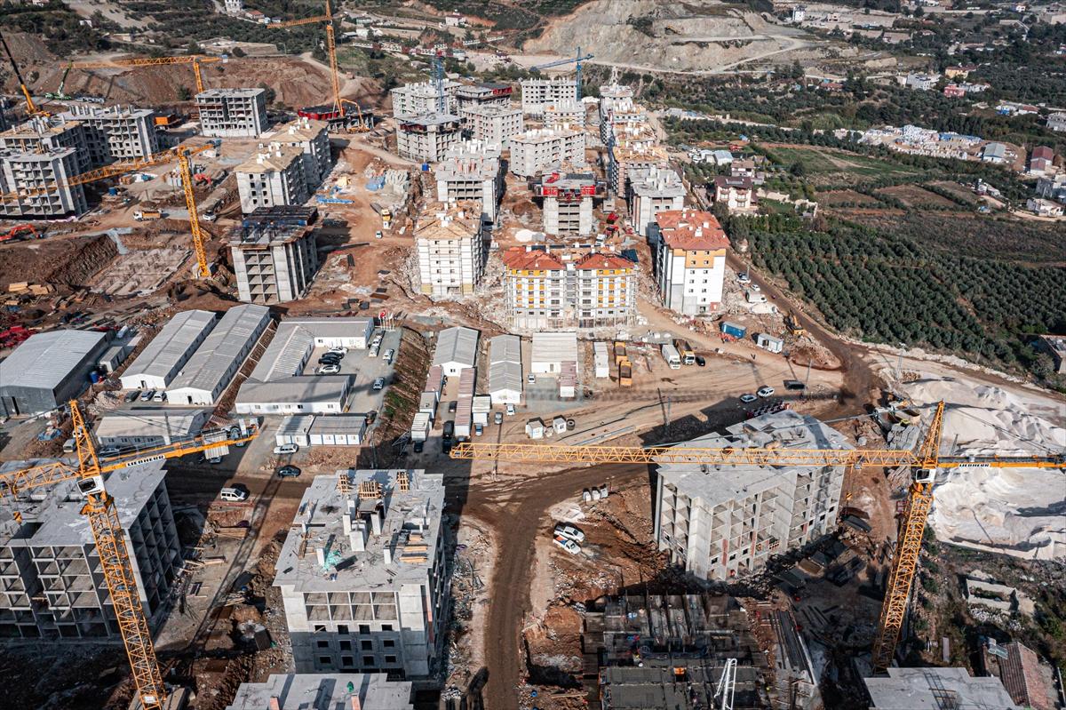 Depremin vurduğu Hatay'da afet konutlarında sona gelindi