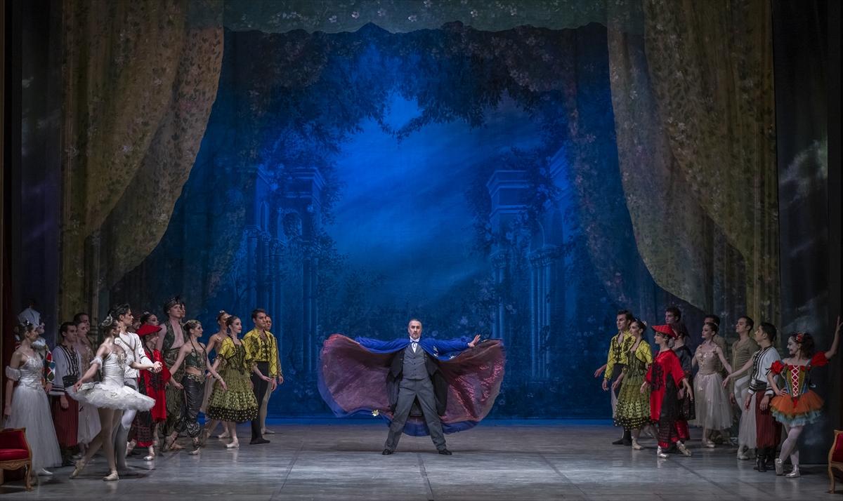 Ankara Devlet Opera ve Balesi'nden ilgi çeken prova: "Fındıkkıran"