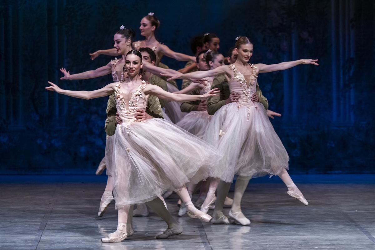 Ankara Devlet Opera ve Balesi'nden ilgi çeken prova: "Fındıkkıran"