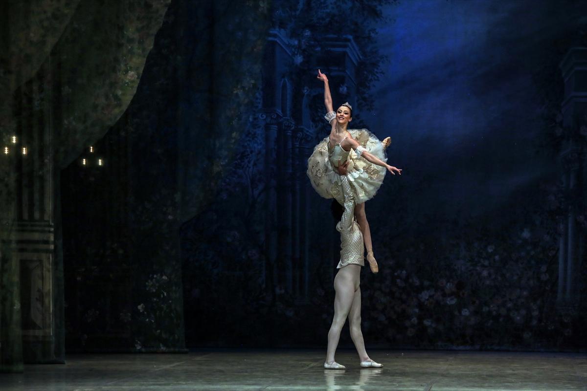 Ankara Devlet Opera ve Balesi'nden ilgi çeken prova: "Fındıkkıran"