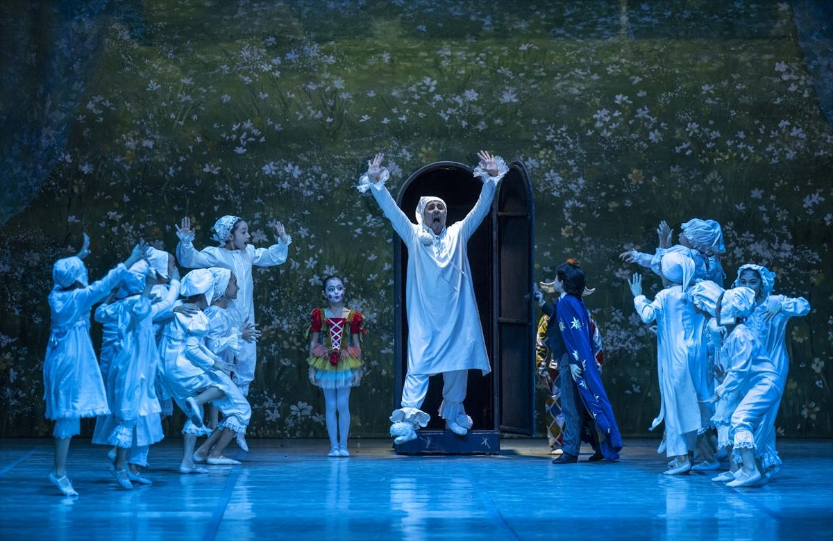 Ankara Devlet Opera ve Balesi'nden ilgi çeken prova: "Fındıkkıran"