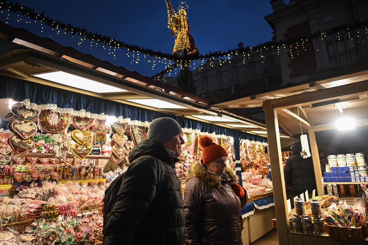 Avrupa'nın en iyisi seçildi! İşte o Noel pazarından kareler...
