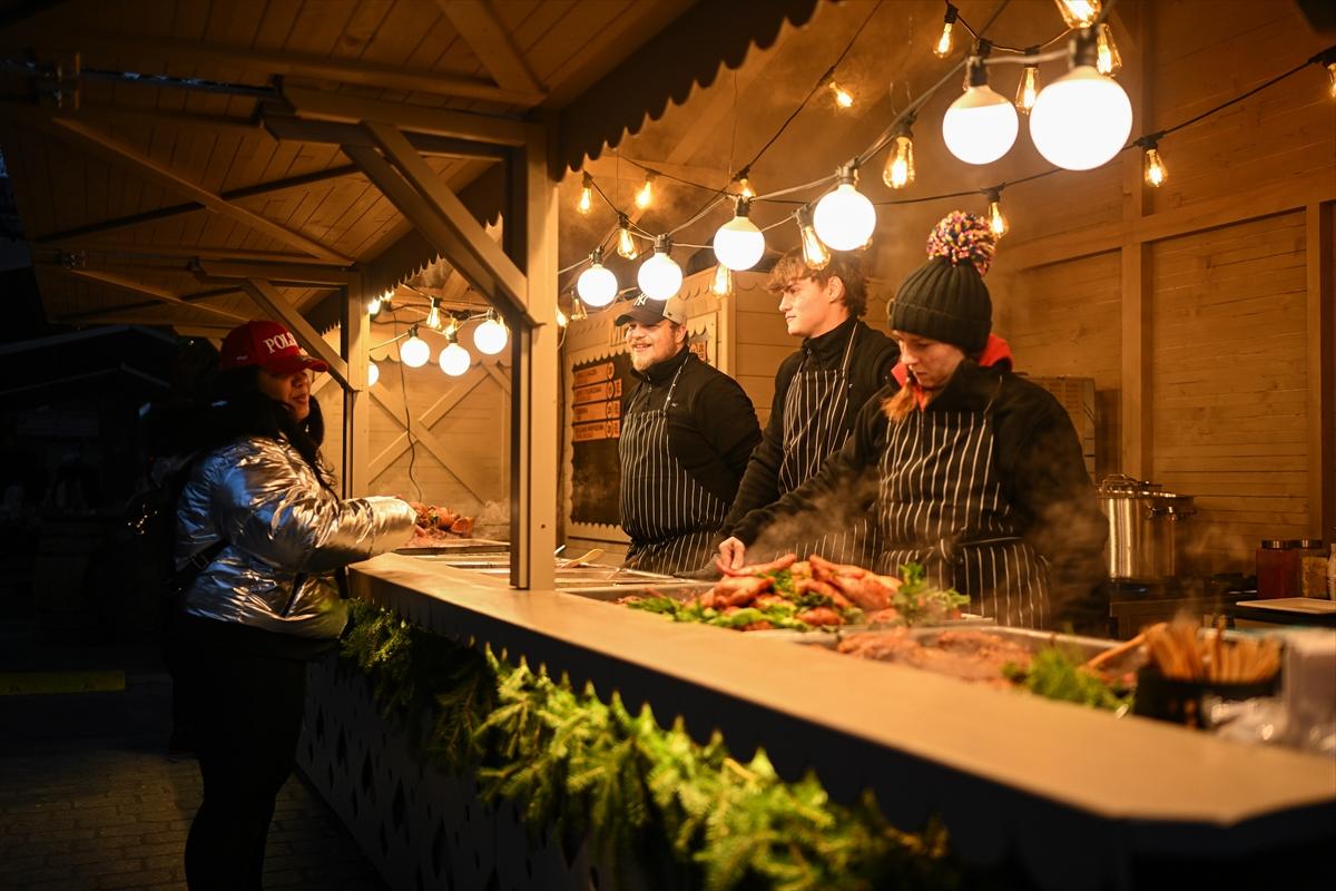 Avrupa'nın en iyisi seçildi! İşte o Noel pazarından kareler...