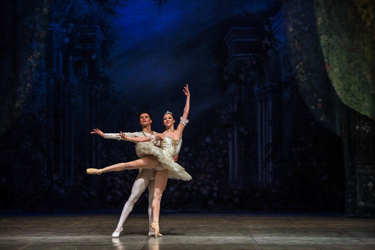 Ankara Devlet Opera ve Balesi'nden ilgi çeken prova: "Fındıkkıran"