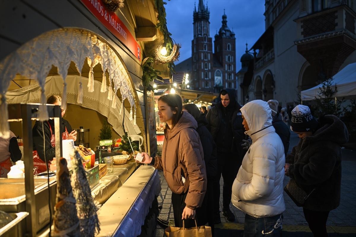 Avrupa'nın en iyisi seçildi! İşte o Noel pazarından kareler...