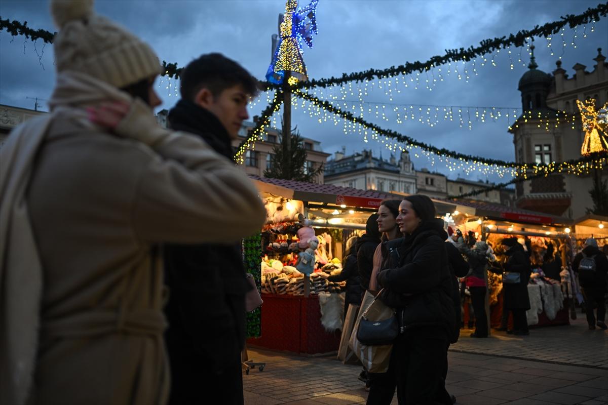 Avrupa'nın en iyisi seçildi! İşte o Noel pazarından kareler...