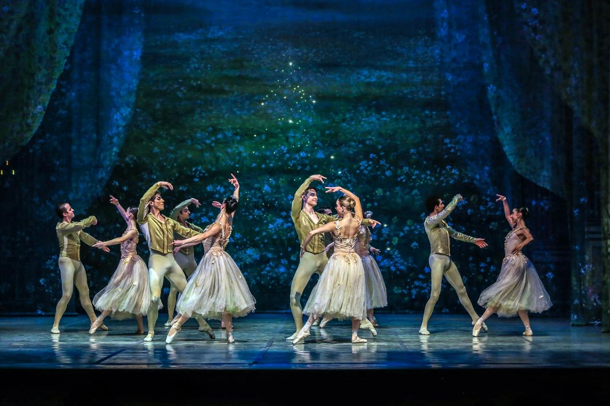 Ankara Devlet Opera ve Balesi'nden ilgi çeken prova: "Fındıkkıran"