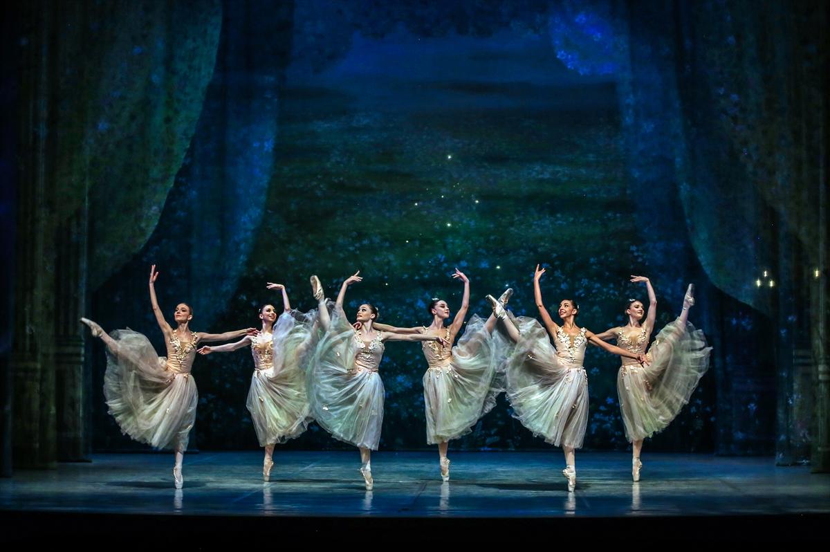 Ankara Devlet Opera ve Balesi'nden ilgi çeken prova: "Fındıkkıran"