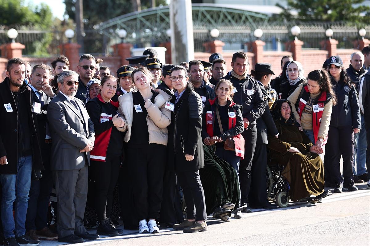 Türkiye şehitlerine veda ediyor